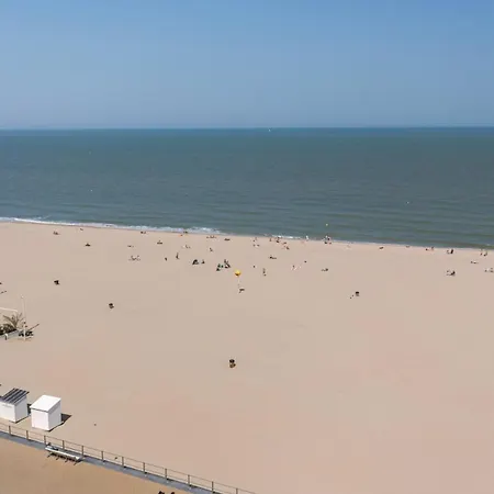 Huswell - Frontal Seaview In Appartement Ostende