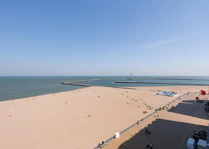 Huswell - Frontal Seaview In 奥斯滕德